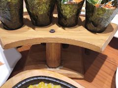 -青瓦餐厅·生鱼片·韩园烤肉(西塔店)