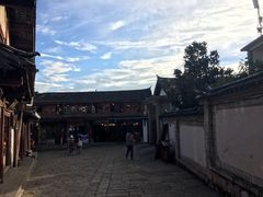 -小锅巴纳西餐厅