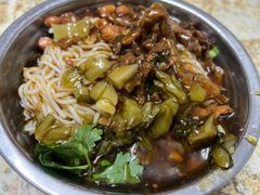 -灵山卢梅燕粉店