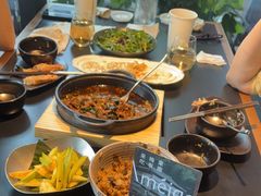 -Ameigo梅果·云贵川bistro(长宁来福士店)