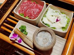 -东巴人鱼豆花火锅(幸福街店)