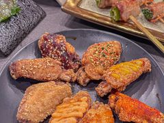 -吉屋·炭烧酒场·秋冬功夫奶汁河豚鱼锅