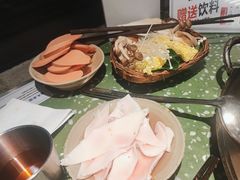 -五里关火锅(上海鑫耀·光环Live店)
