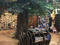 -钟书阁(松江泰晤士小镇店)