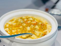 蟹粉豆腐-屋里厢上海菜馆