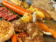 -Mark&Mars Restaurant