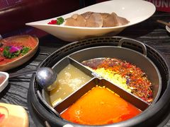 -热火朝天鲜切牛肉火锅(南强街巷店)