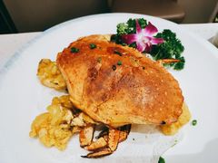 -巧克力渔家.小船海鲜家常菜(万平口店)