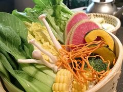 -三出山火锅(南京万象天地店)