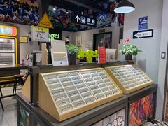 -镜客眼镜(浦江欢乐颂店)