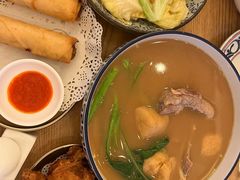 -峇峇娘马来西亚餐厅(望京SOHO店)
