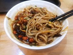 正宗牛肉抱罗粉-千盛海南粉(金鸡岭店)