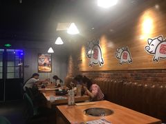 -肥肥虾庄·金牌油焖大虾(杨园滨江时代walk店)