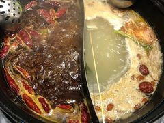 鸳鸯锅-XiaoJunGan Hotpot 钢管厂五区小郡肝火锅串串香