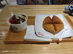 -丁丁&当当牦牛酸奶·酥油面包(官门口店)