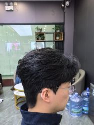 -藤野造型烫染·漂发