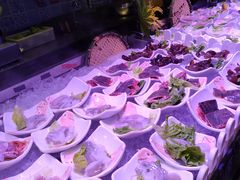 -领鲜活海鲜榴莲自助火锅(东门店)