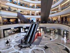 -红星美凯龙国际家居博览中心至尊mall停车场