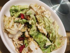 -关东小磨东北菜(上海长风大悦城店)