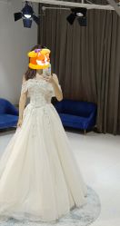 -LA GRACE高端婚纱礼服定制馆