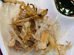-刘姐啤酒鱼民族演艺餐厅(西街总店)
