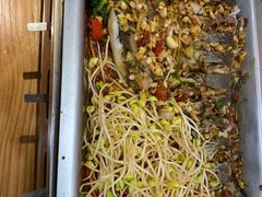 豆芽菜配烤鱼-黑猫馋纸包鱼(阳光店)