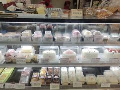 -红宝石·鲜奶小方·海派西点房(金杨店)