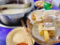 -马路边边·成都串串(翠柏路店)