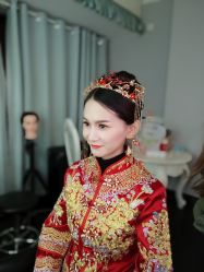 -雪莉美妆婚纱馆