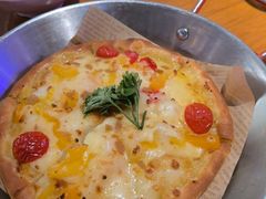 -豪客嘉族·麦尼顿西餐厅(乐福天下店)