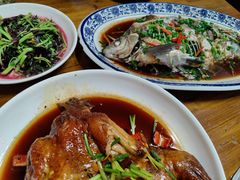 -芦茨金富饭庄·25年老字号·专做稻草鸡