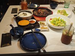-荟廷·晶萃(陆家嘴尚悦湾店)