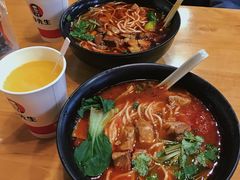 番茄浓香牛肉面-李先生牛肉面大王(北京站售票厅餐厅)