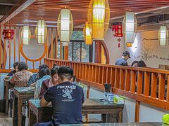 -裕兴记•蟹黄面馆(人民广场店)