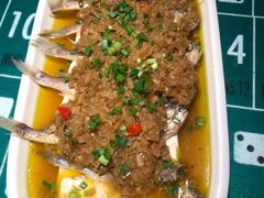酱椒蒸小黄鱼-粤港湾砂锅粥·宵夜(宝龙店)