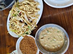 -韩风烤牛肉冷面店