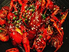 -巴厘龙虾·榜首油焖大虾(音乐学院·沿江酒馆店)