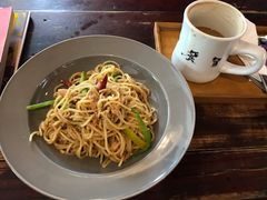 蒜香吞拿鱼意大利面-雕刻时光咖啡馆(北航店)