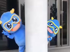 -龙格亲子游泳俱乐部(泊富中心)