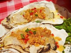 乳山蒜蓉大生蚝-鱼满舱·鲜活海鲜·正宗鲁菜