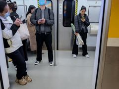 -白石桥南(地铁站)