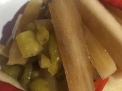 -龙巢盱眙龙虾·鸡煲·烧烤宵夜(坪洲店)