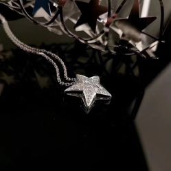 -威德钻石-克拉钻大本营(南京东路店)