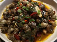-龙巢盱眙龙虾·牛蛙·烧烤宵夜(八卦岭店)