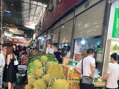 -曼阁市场水果批发市场