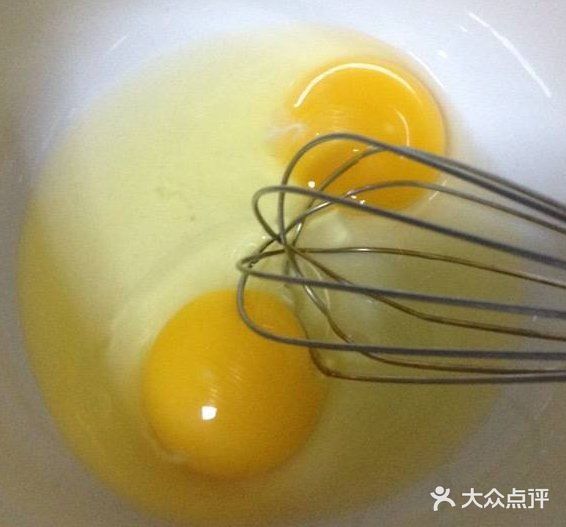 大热的榴莲千层蛋糕原来是这么做出来的