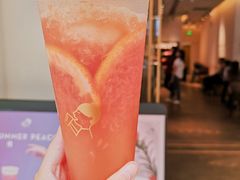 满杯红柚-喜茶(上海兴业太古汇店)