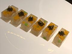 鱼子酱凉粉蟹肉-甄御•海鲜新青岛菜(麦岛店)