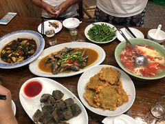 -芦茨金富饭庄·25年老字号·专做稻草鸡