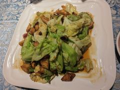 -巴扎美食·新疆菜·西域歌舞表演餐厅(新疆大厦店)